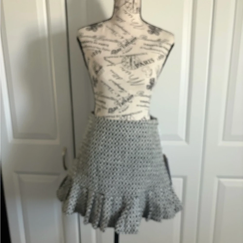 Sweet Rain Gray Textured Mini Skirt - Picture 2 of 3